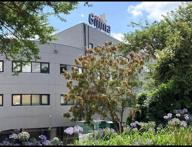 229M² OFFICE TO LET IN MIDRIDGE PARK